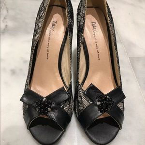 Lamb Leather Lace Heel Peep Toe Sandal 7.5 euc 38